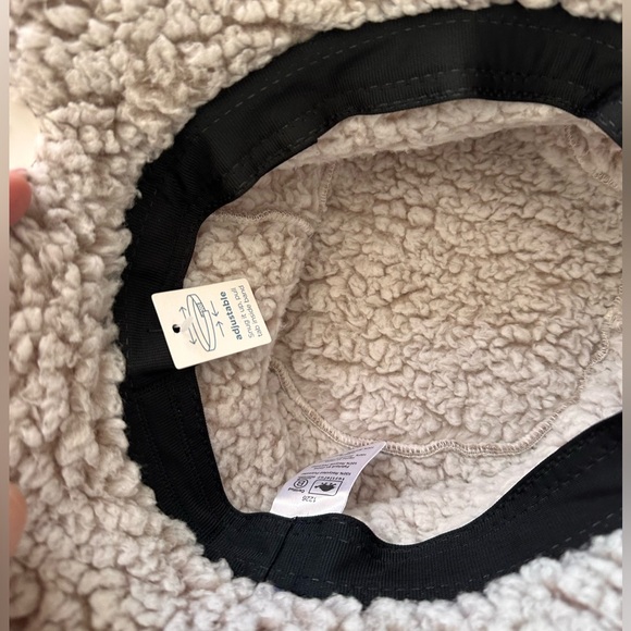 Turtle Fur Fleece Bucket Hat - Picture 10 of 13